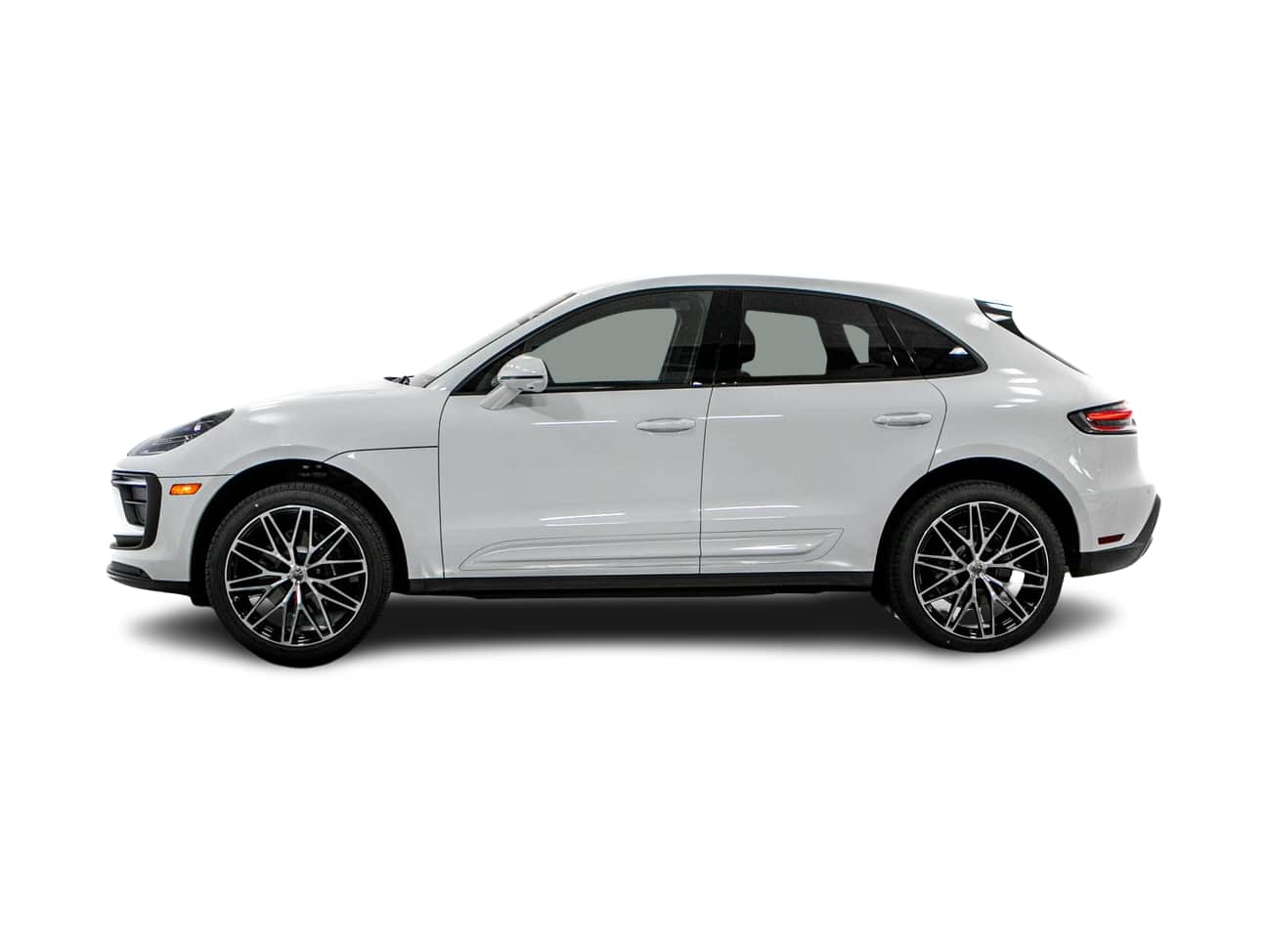 Thumbnail: 2026 Porsche Macan - 1