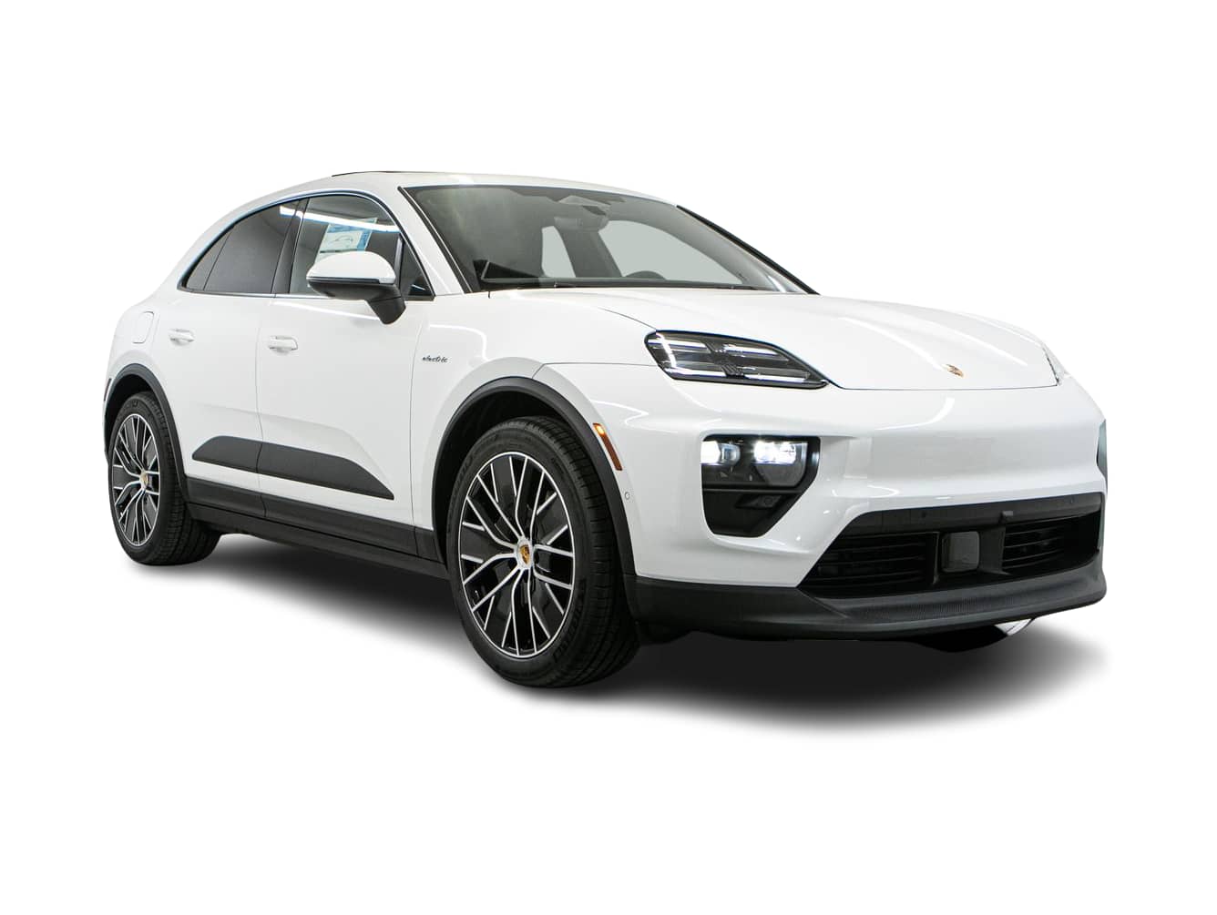Thumbnail: 2026 Porsche Macan - 1
