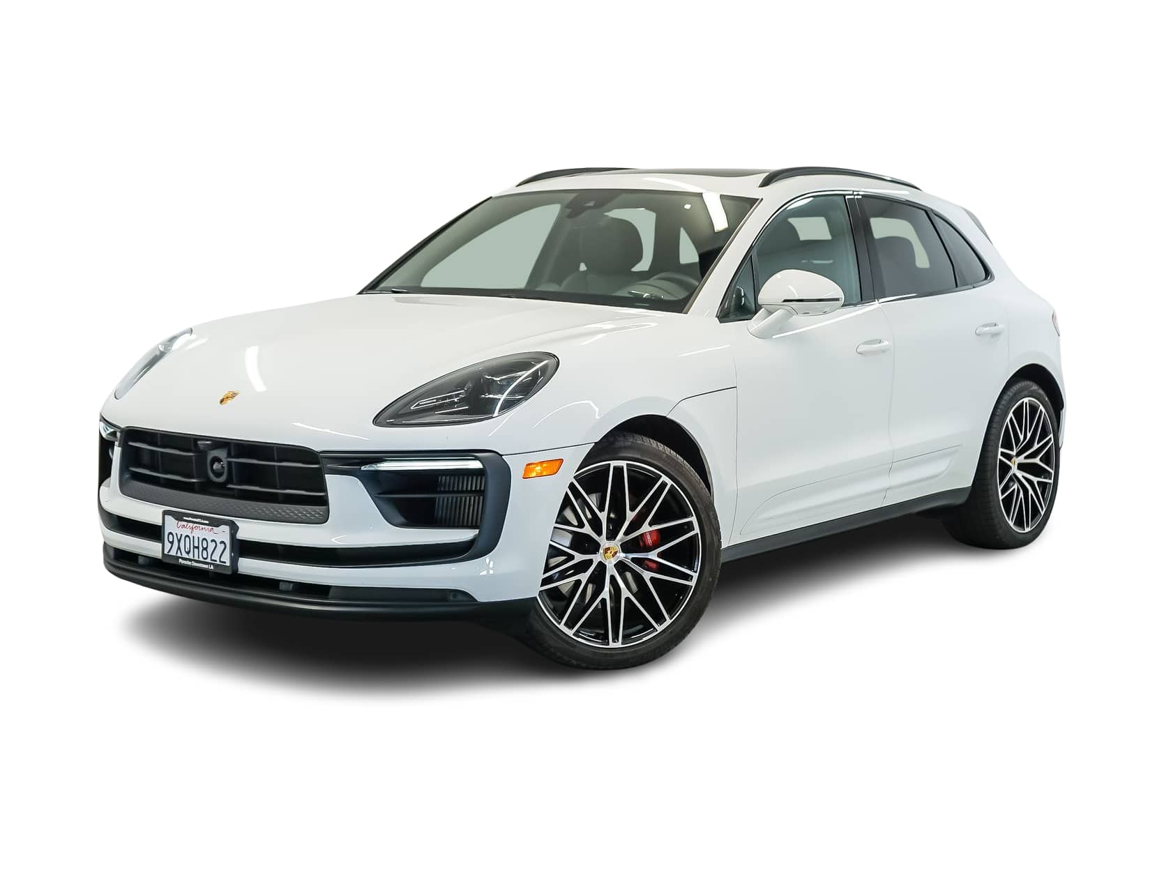 Thumbnail: 2026 Porsche Macan - 1