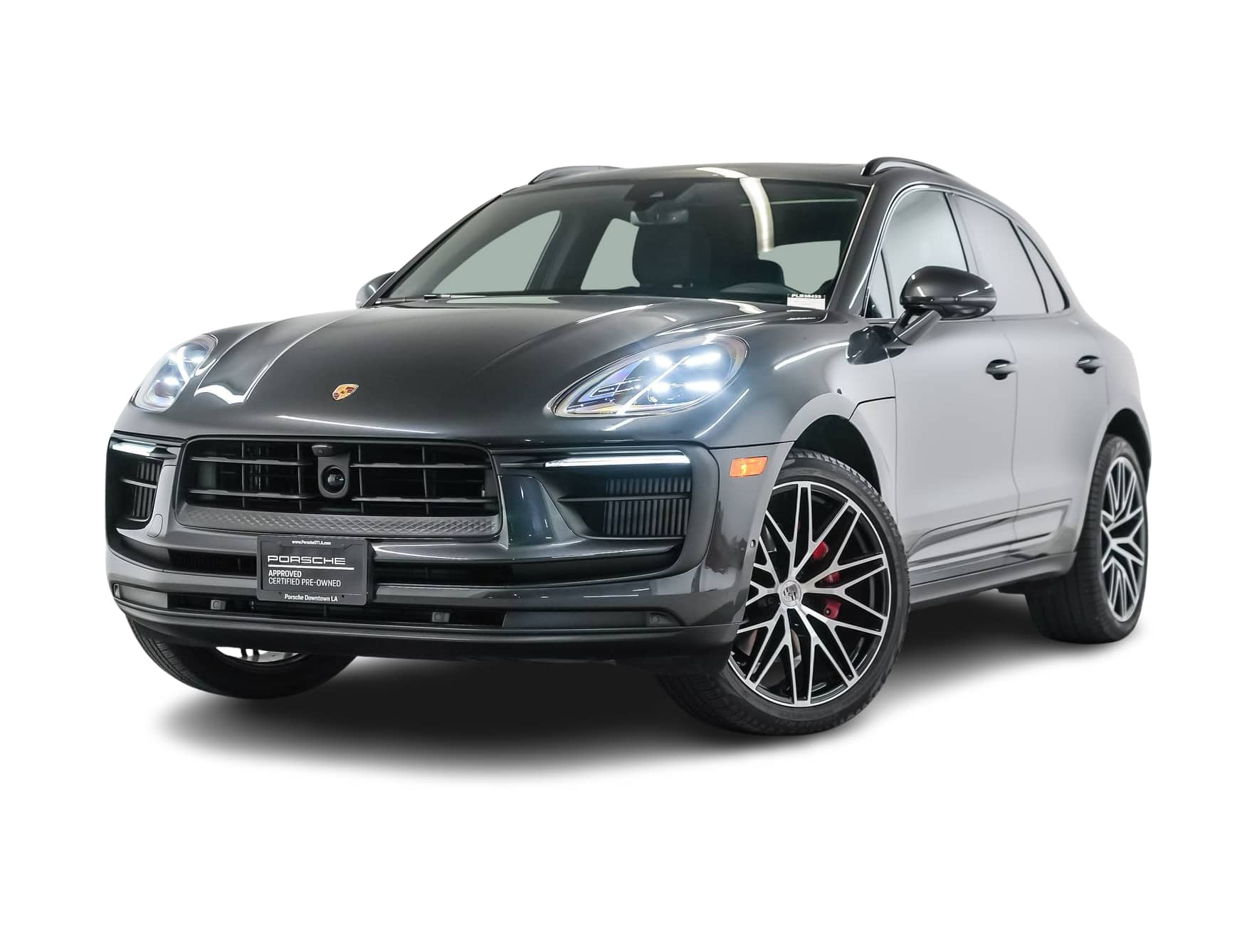 Thumbnail: 2023 Porsche Macan - 1