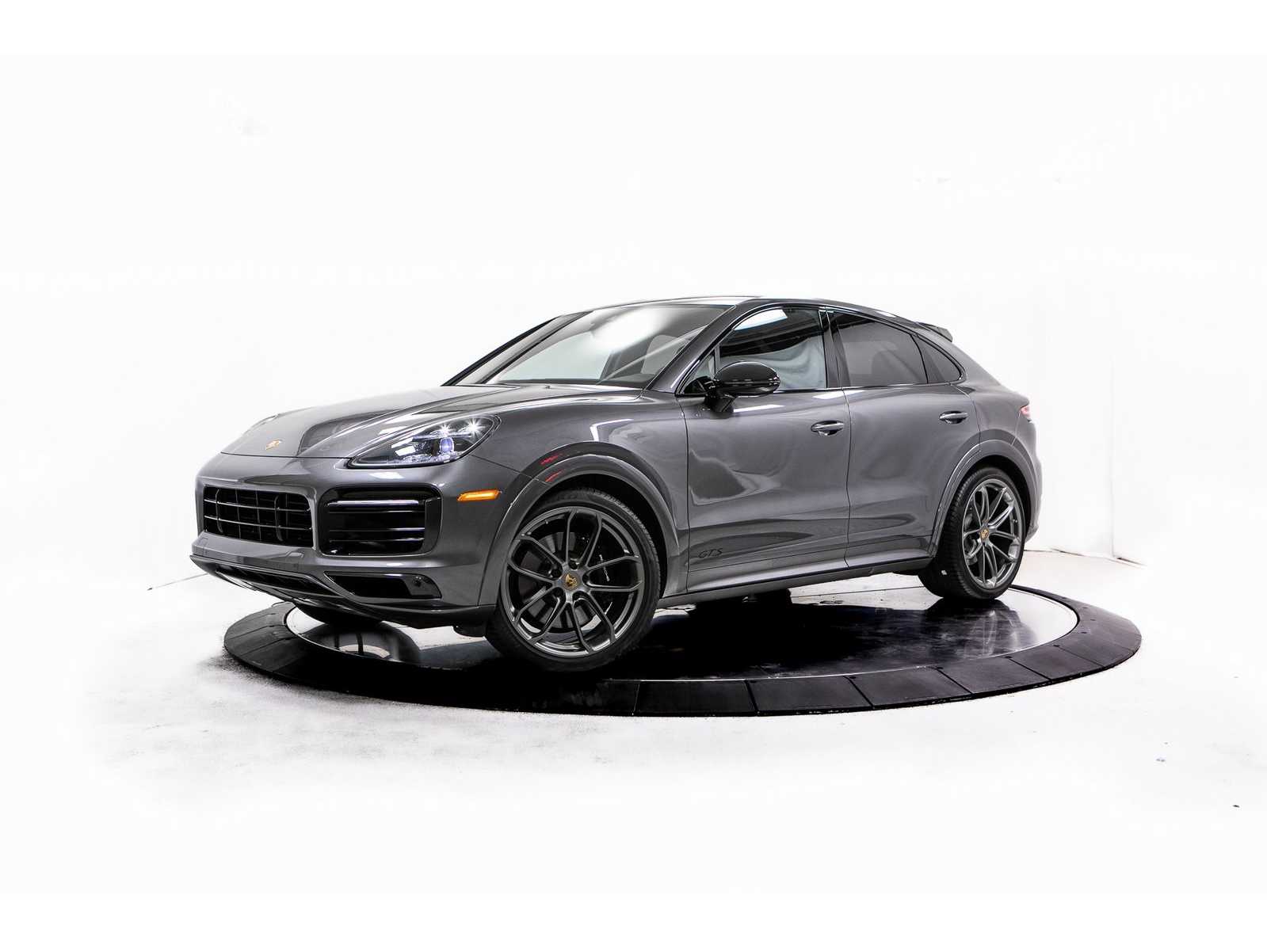 2022 Porsche Cayenne Coup GTS's photo