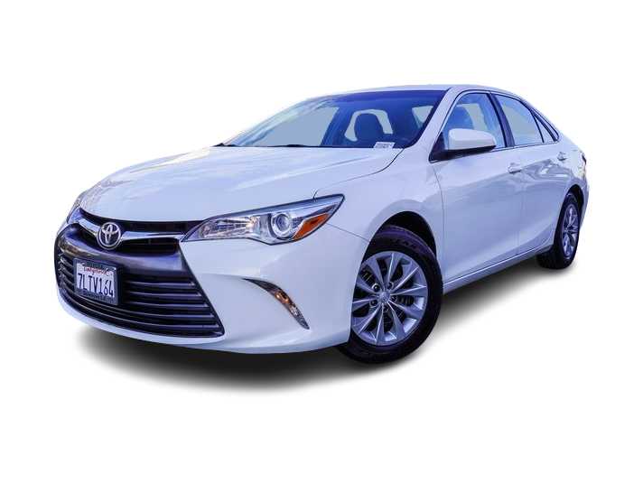 2015 Toyota Camry LE -
                Los Angeles, CA