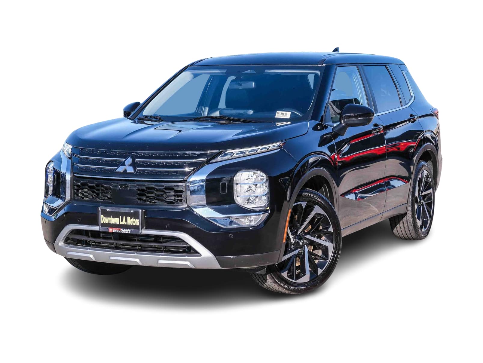 Thumbnail: 2024 Mitsubishi Outlander - 1