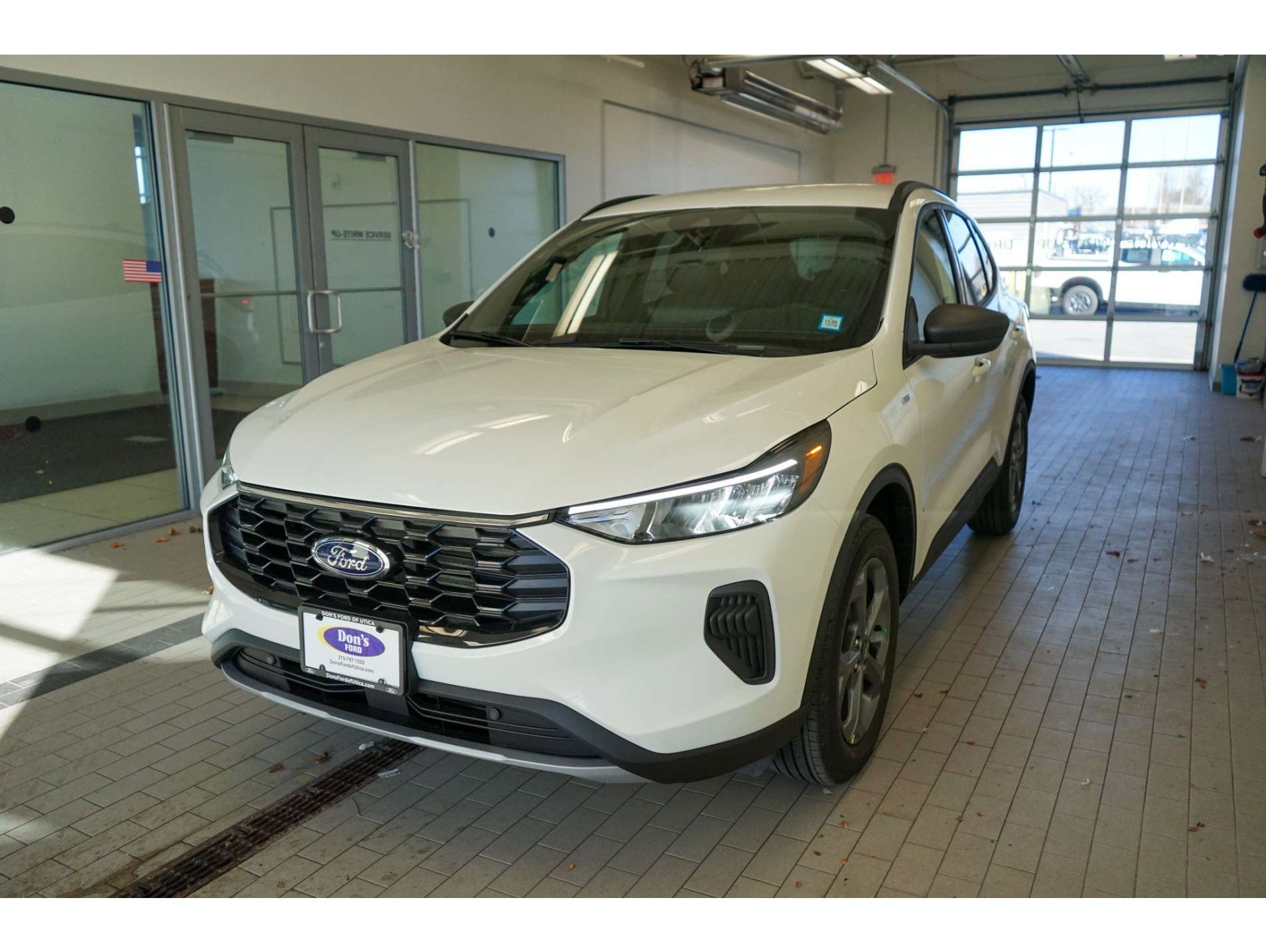 2025 Ford Escape ST-Line's photo