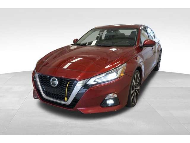 2019 Nissan Altima Platinum's photo