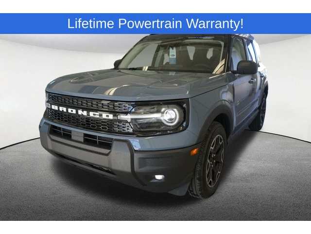 2025 Ford Bronco Sport Outer Banks's photo