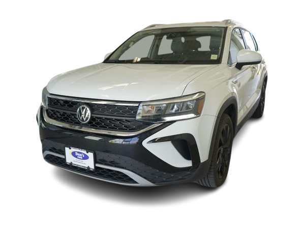 Thumbnail: 2022 Volkswagen Taos - 1