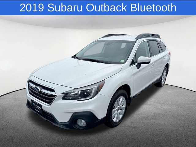 2019 Subaru Outback Premium's photo