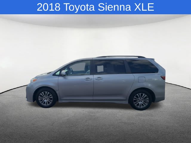 2018 Toyota Sienna XLE