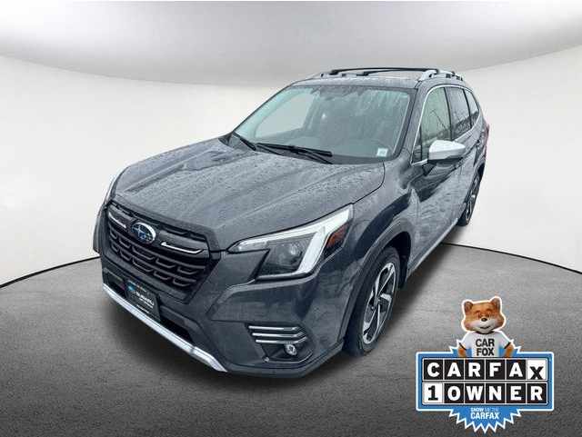 2023 Subaru Forester Touring's photo