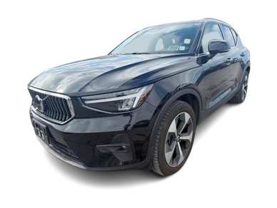 Thumbnail: 2025 Volvo XC40 - 1