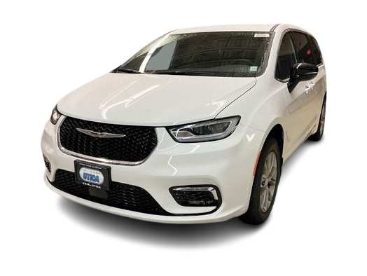 Thumbnail: 2026 Chrysler Pacifica - 1