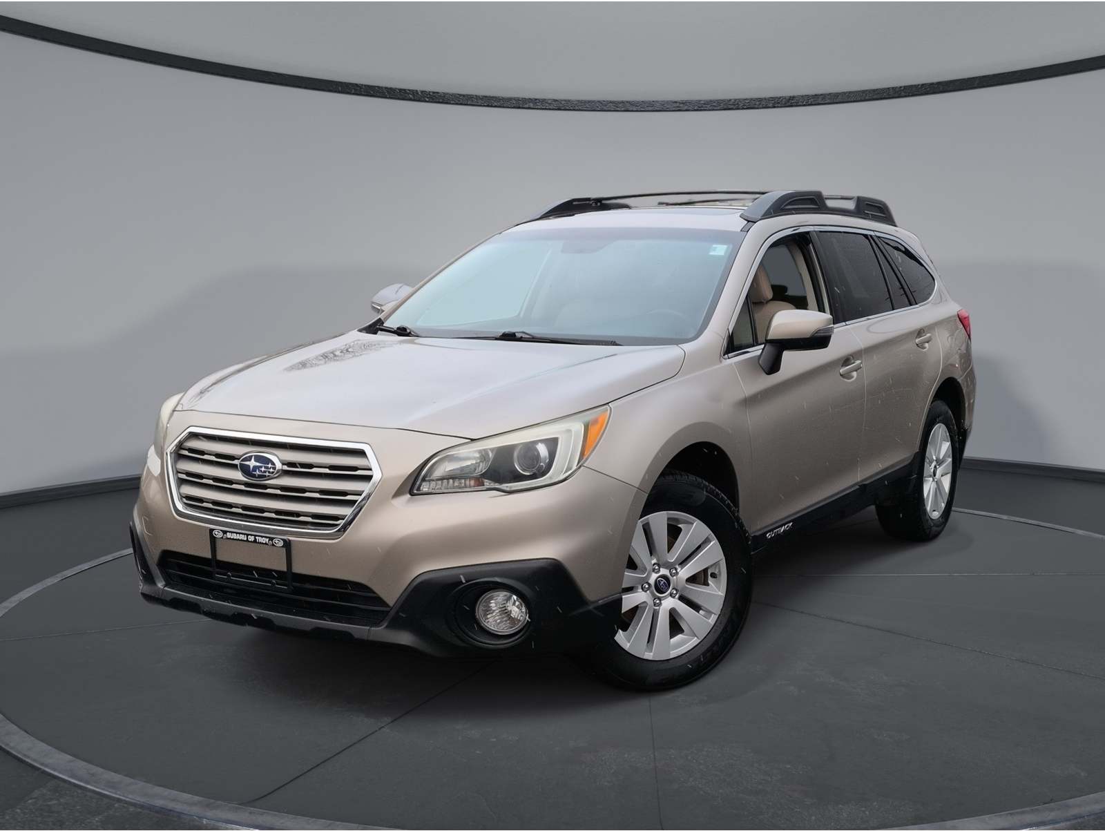 2015 Subaru Outback Premium's photo