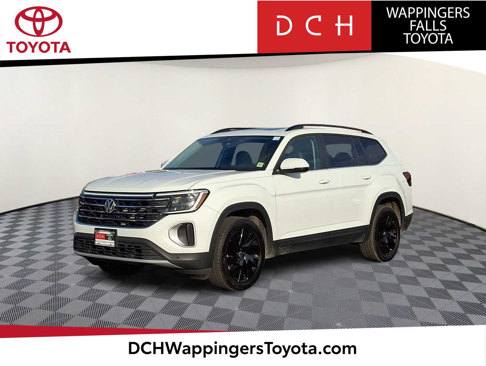2024 Volkswagen Atlas SE w/Tech