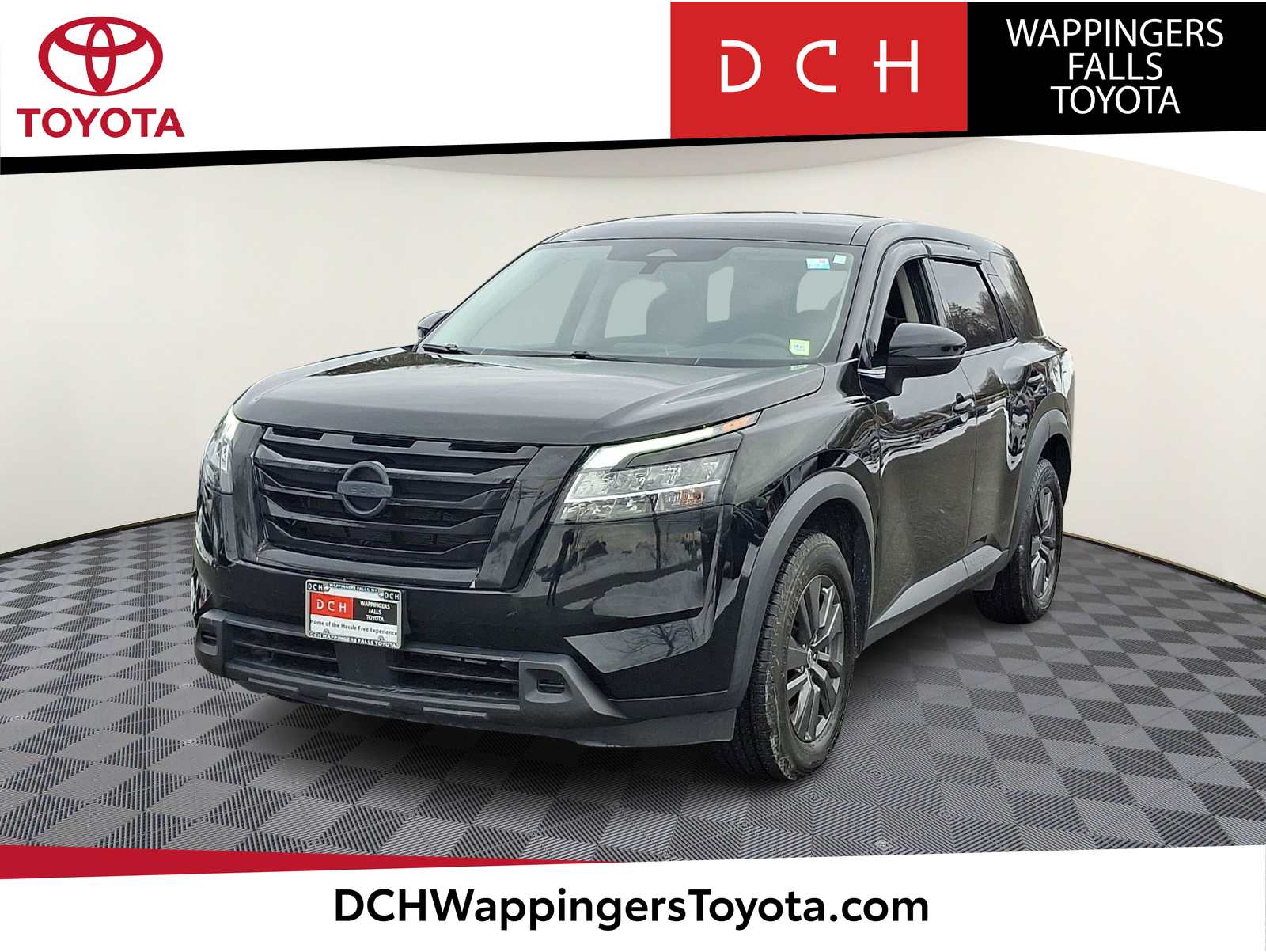 2022 Nissan Pathfinder S