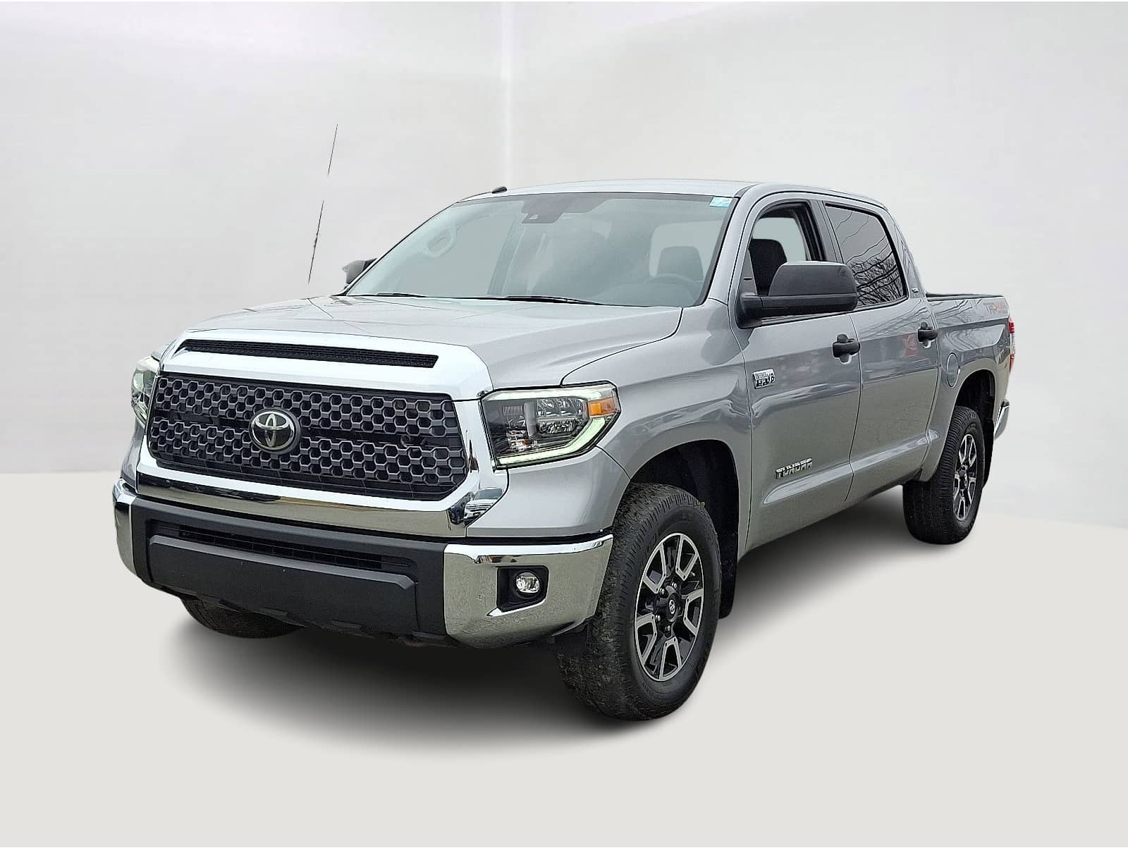 2018 Toyota Tundra SR5's photo