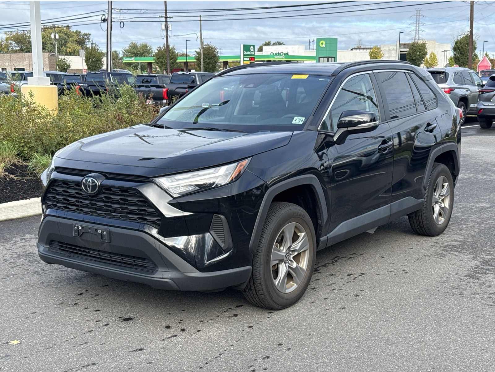 2024 Toyota RAV4 XLE