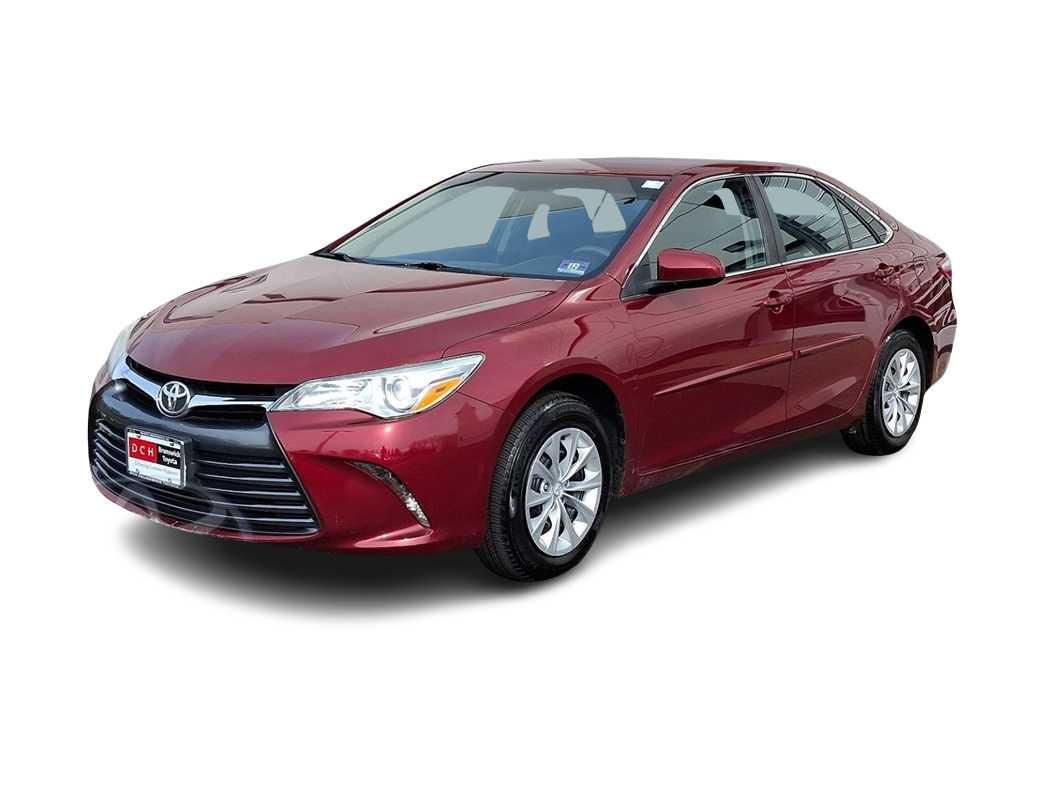 2017 Toyota Camry LE Hero Image