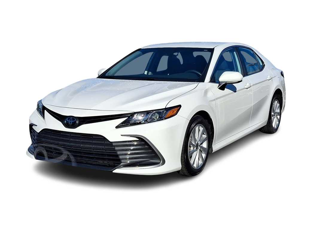 2022 Toyota Camry LE Hero Image