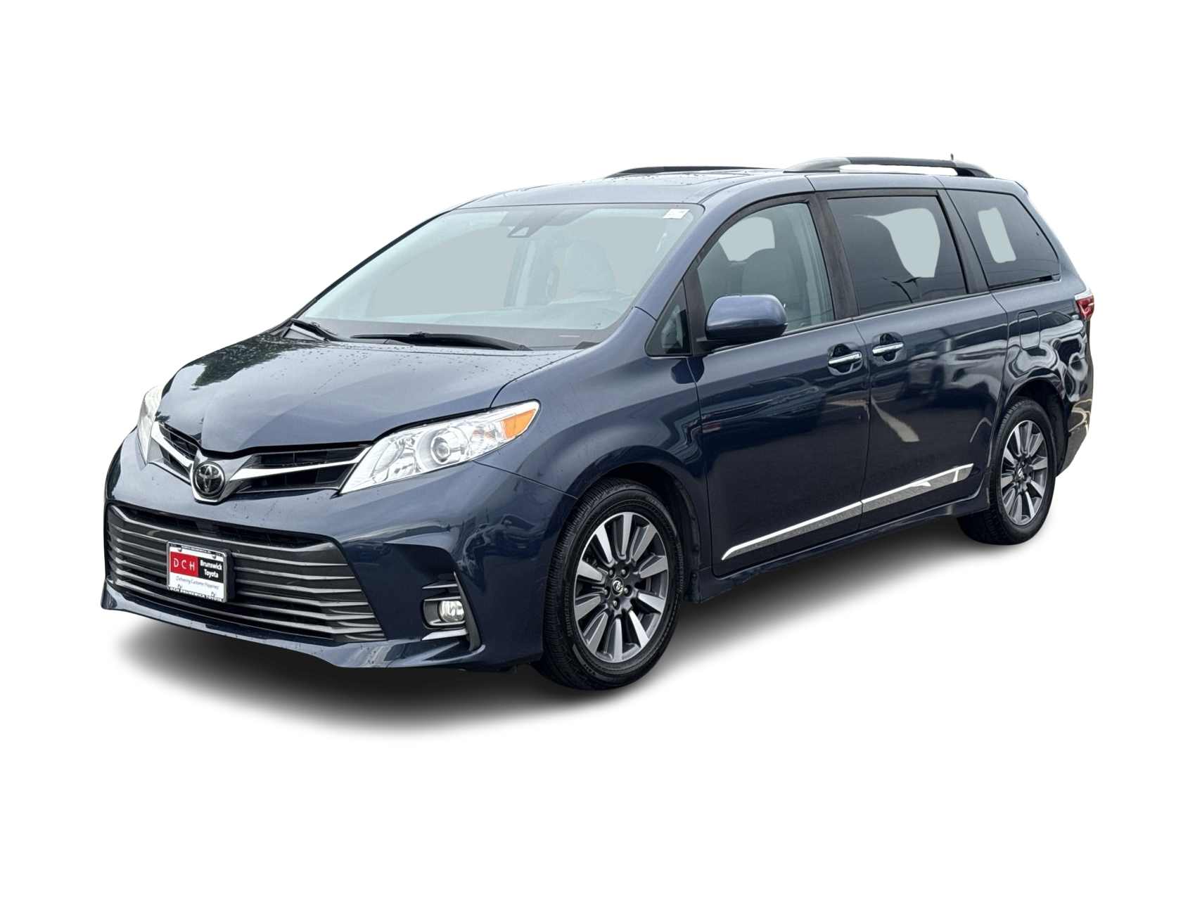 Thumbnail: 2018 Toyota Sienna - 1