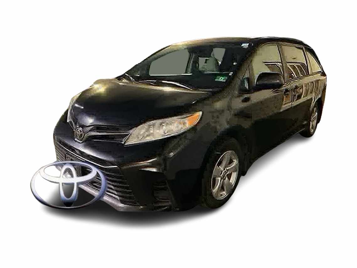 2018 Toyota Sienna LE -
                North Brunswick, NJ