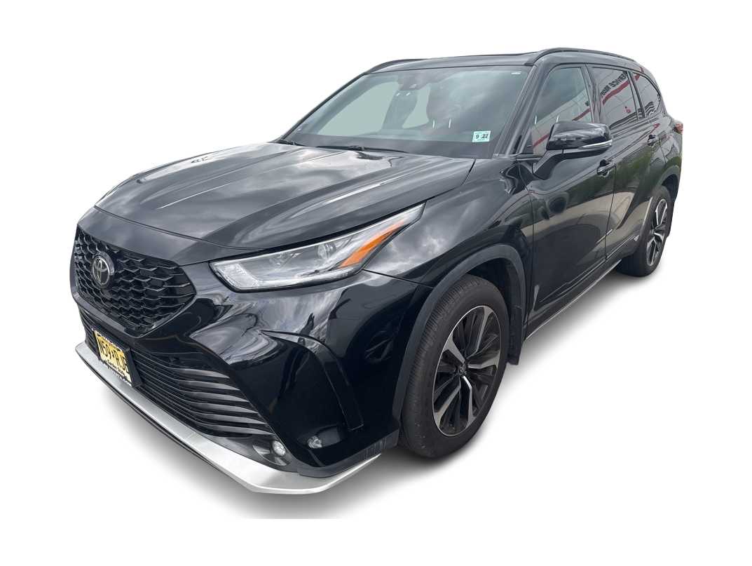 Thumbnail: 2022 Toyota Highlander - 1