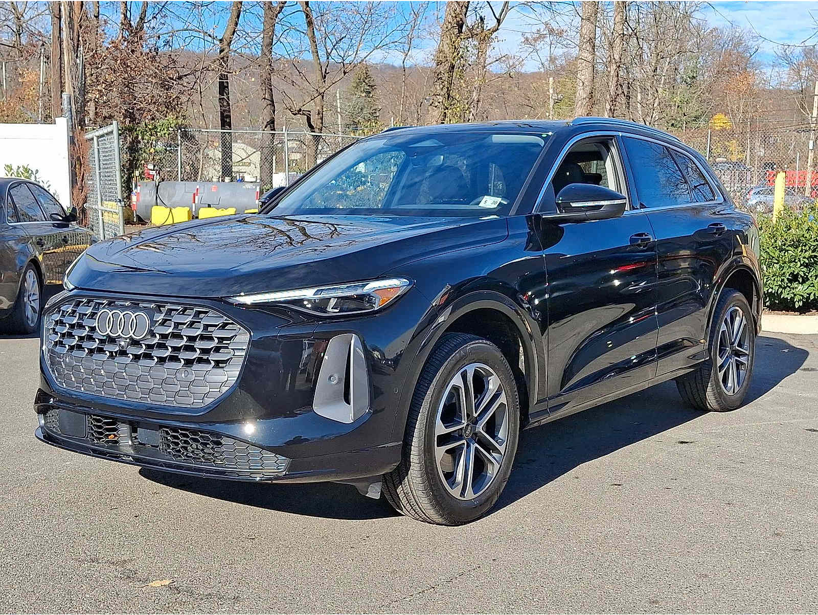 2025 Audi New Q5 Premium Plus's photo