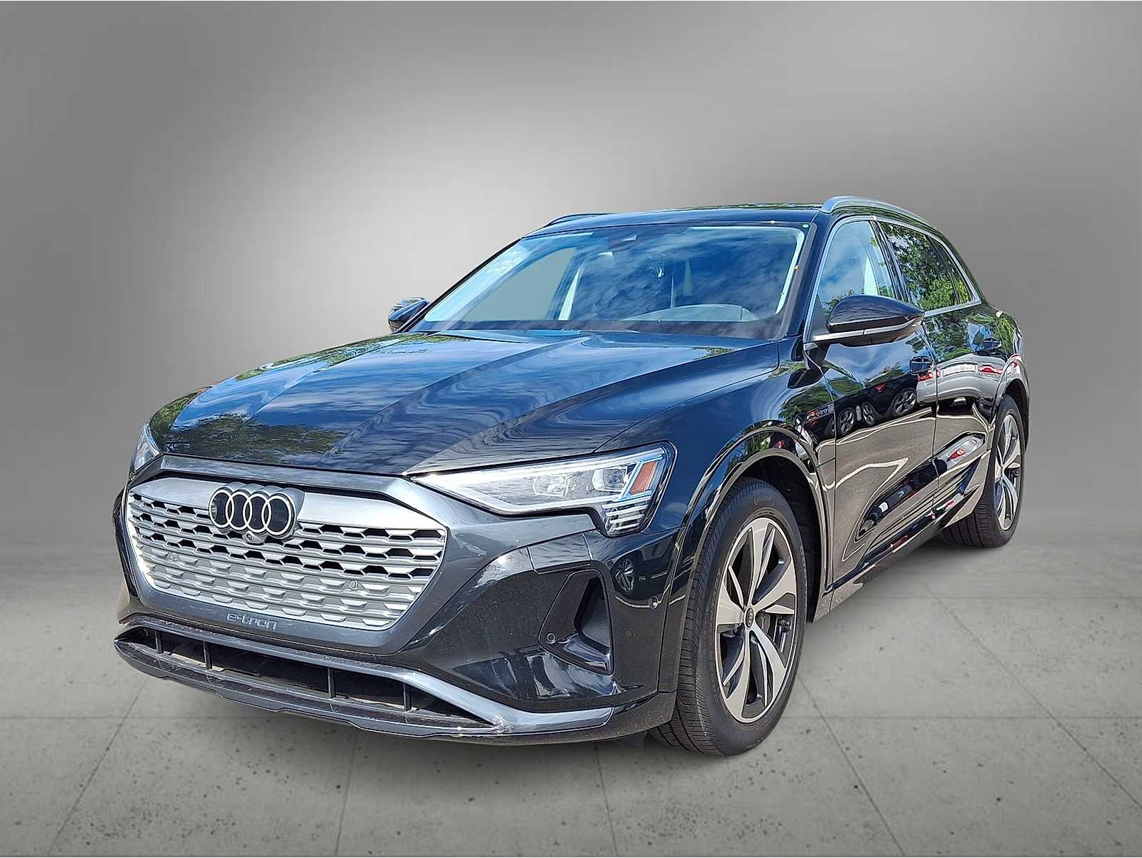 2024 Audi Q8 e-tron
