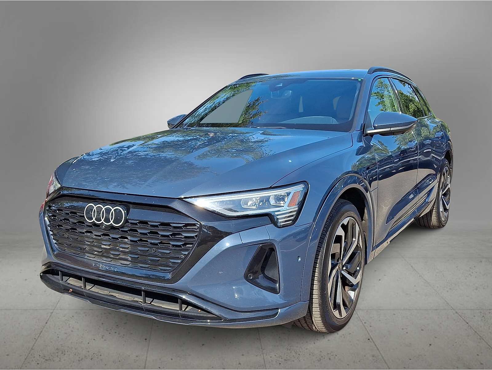 2024 Audi Q8 e-tron