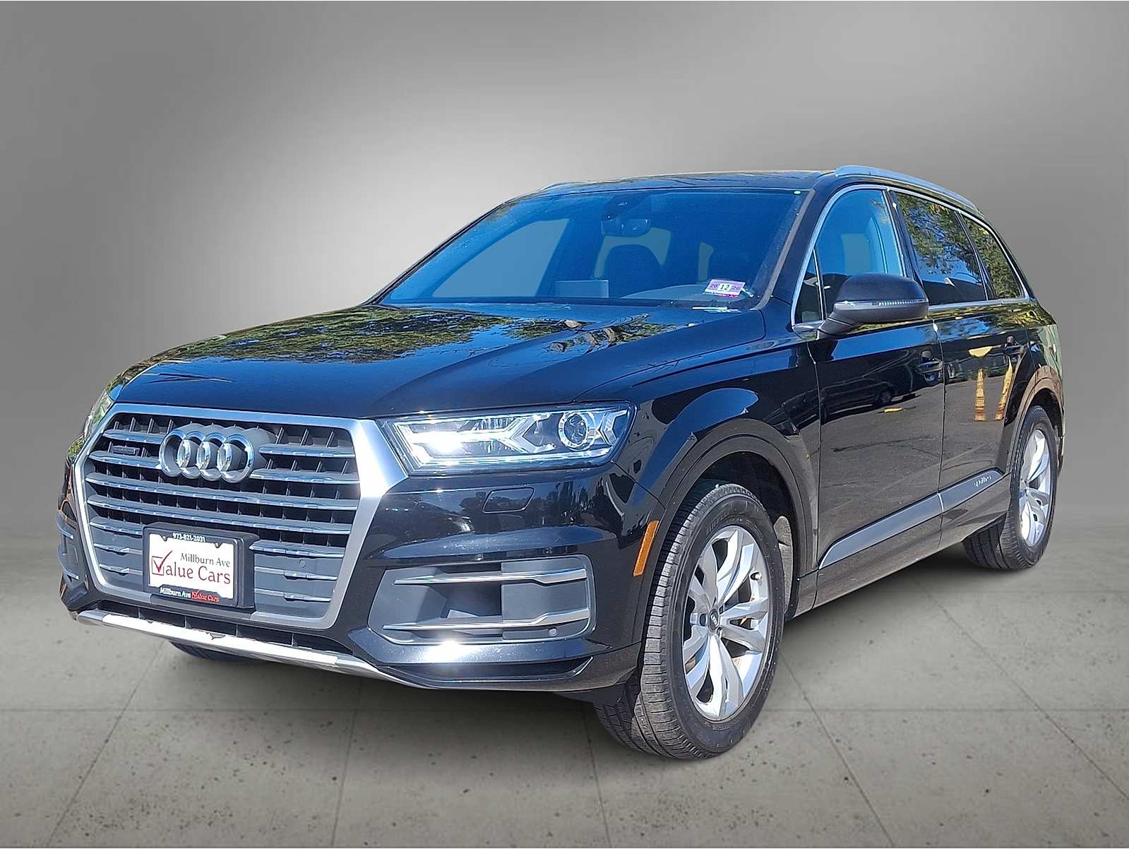 2019 Audi Q7 Premium's photo