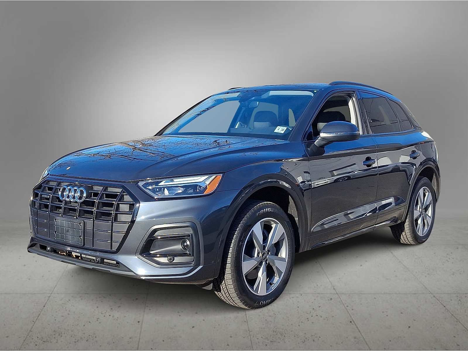 2025 Audi Q5 Premium's photo