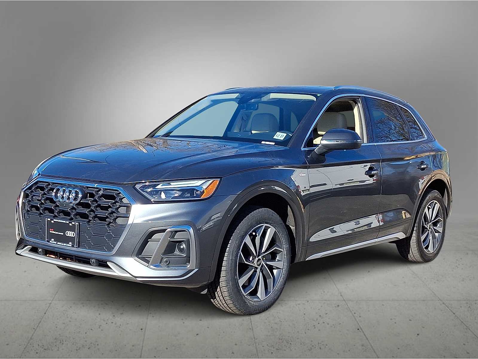 2023 Audi Q5 Premium Plus's photo