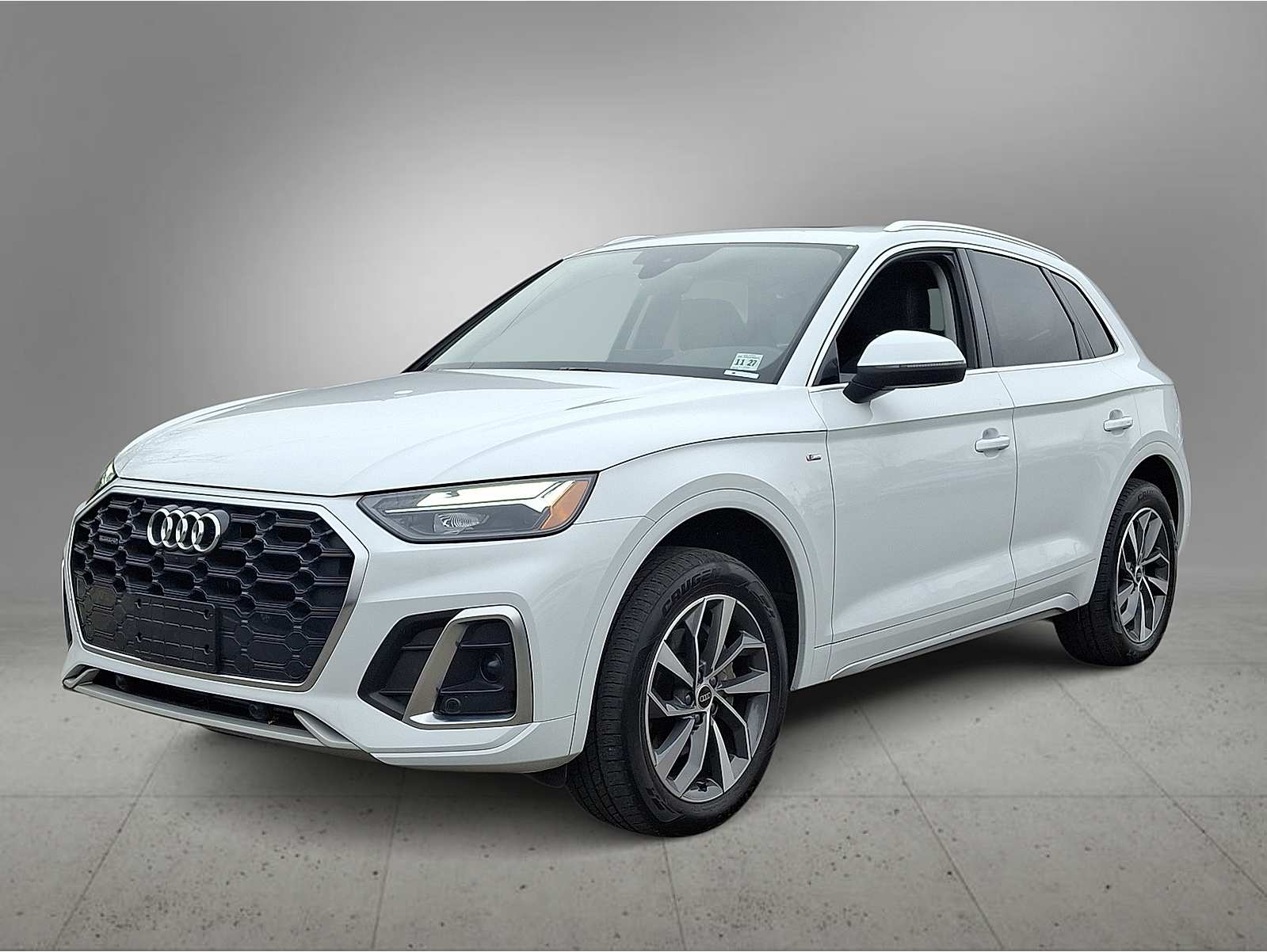2023 Audi Q5 Premium Plus's photo