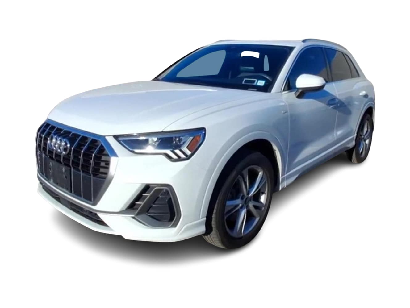 2022 Audi Q3 Premium Plus -
                Maplewood, NJ