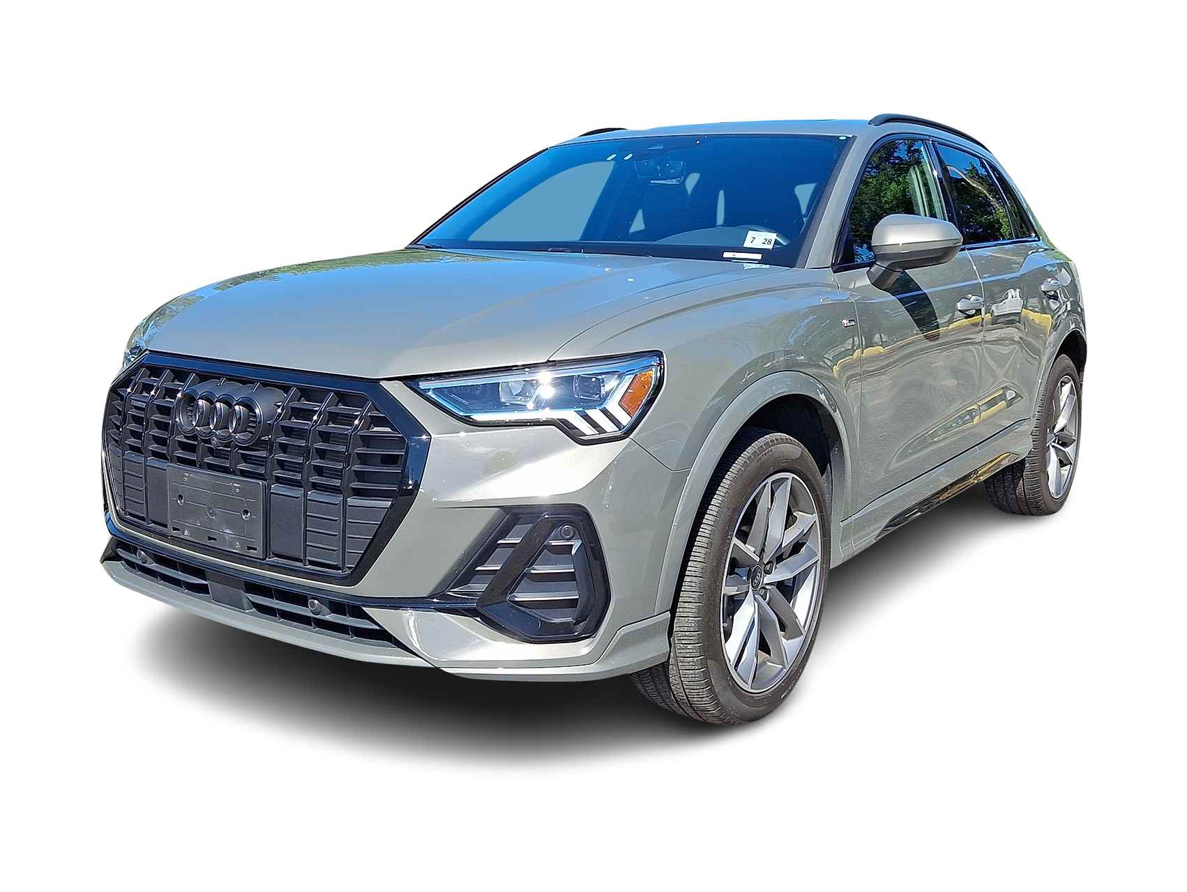 Thumbnail: 2023 Audi Q3 - 1