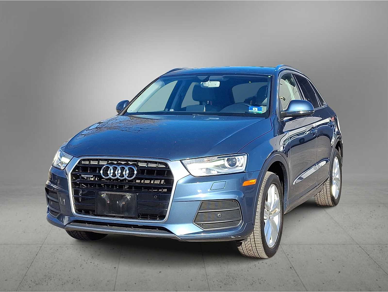 2016 Audi Q3 Premium Plus's photo