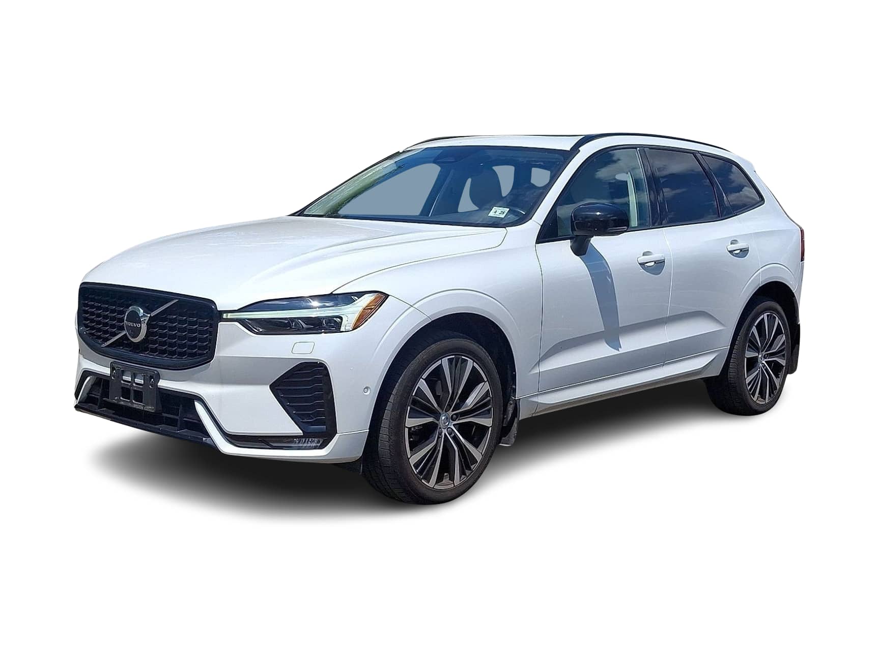 2023 Volvo XC60 B5 Plus Hero Image