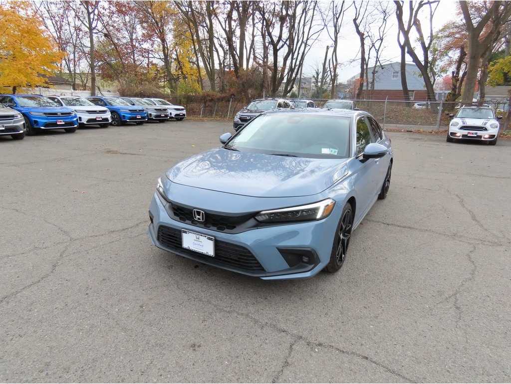 2022 Honda Civic Hatchback Sport Touring's photo