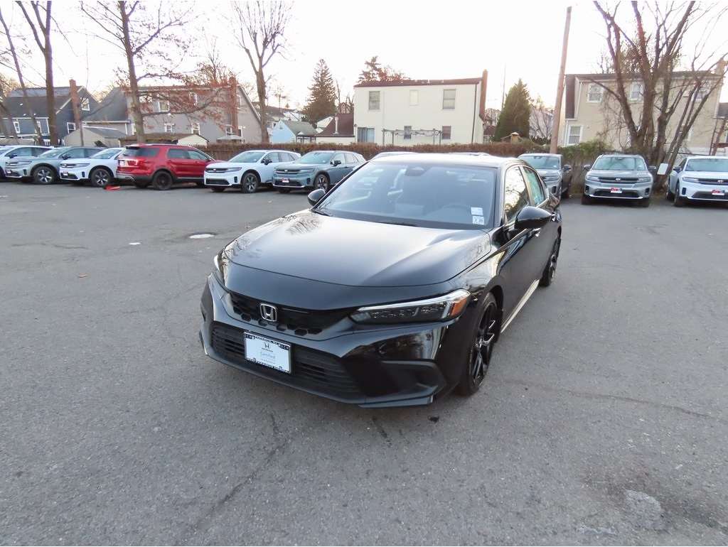 2024 Honda Civic Hatchback Sport's photo