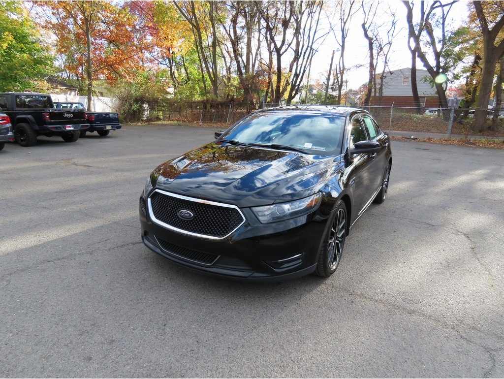 2018 Ford Taurus SHO