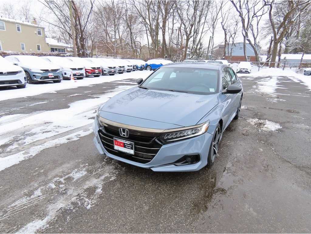2022 Honda Accord Sport's photo