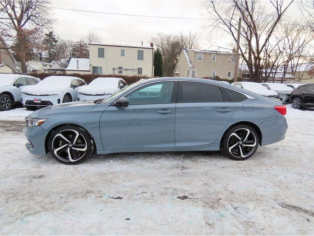 2022 Honda Accord Sport SE's photo