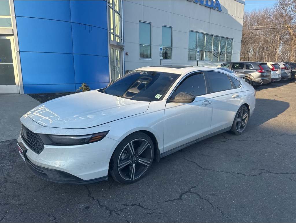 2023 Honda Accord Hybrid Sport's photo