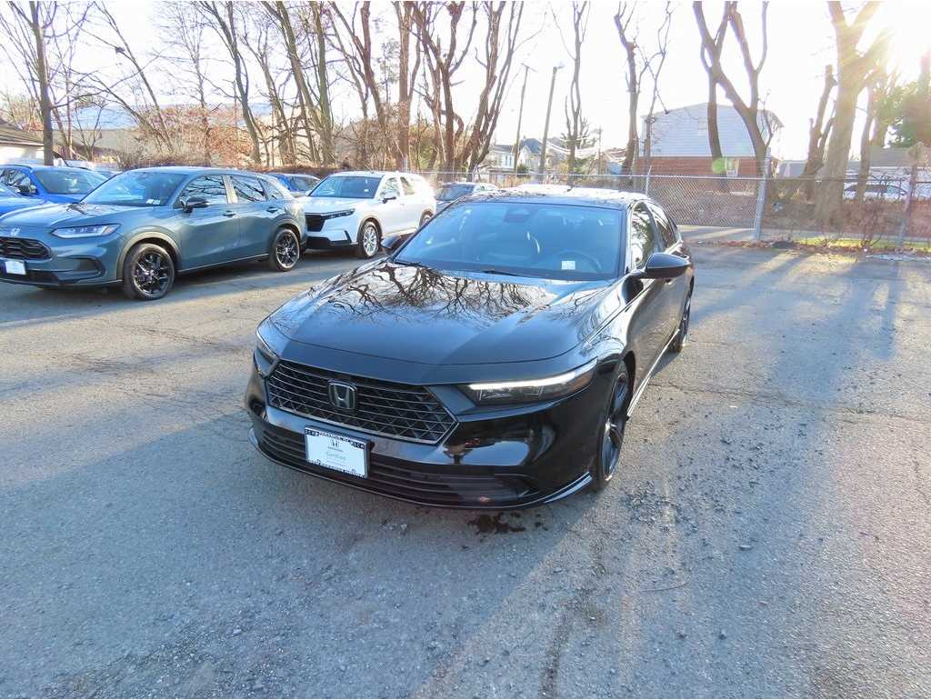 2023 Honda Accord Hybrid Sport-L's photo