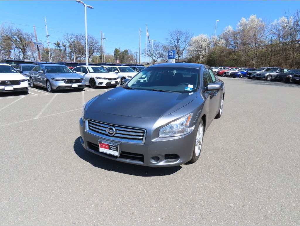 2014 Nissan Maxima S