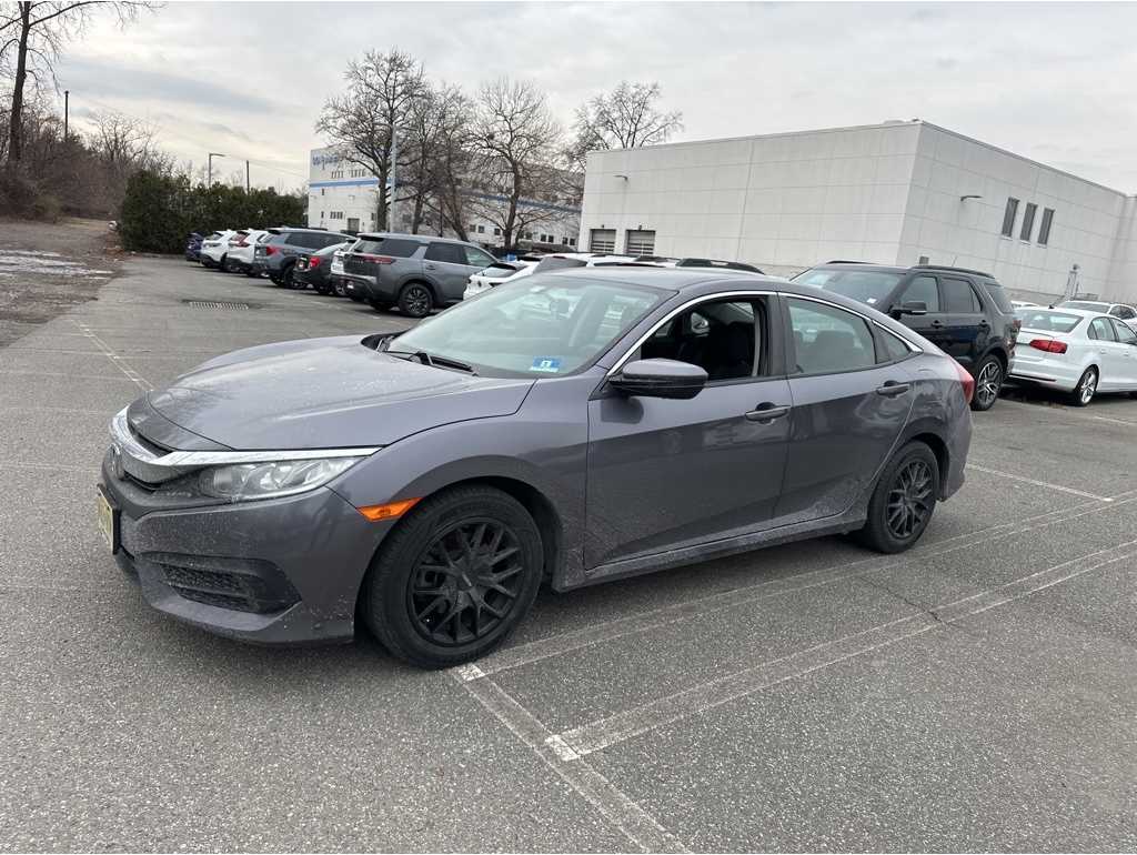 2018 Honda Civic LX's photo