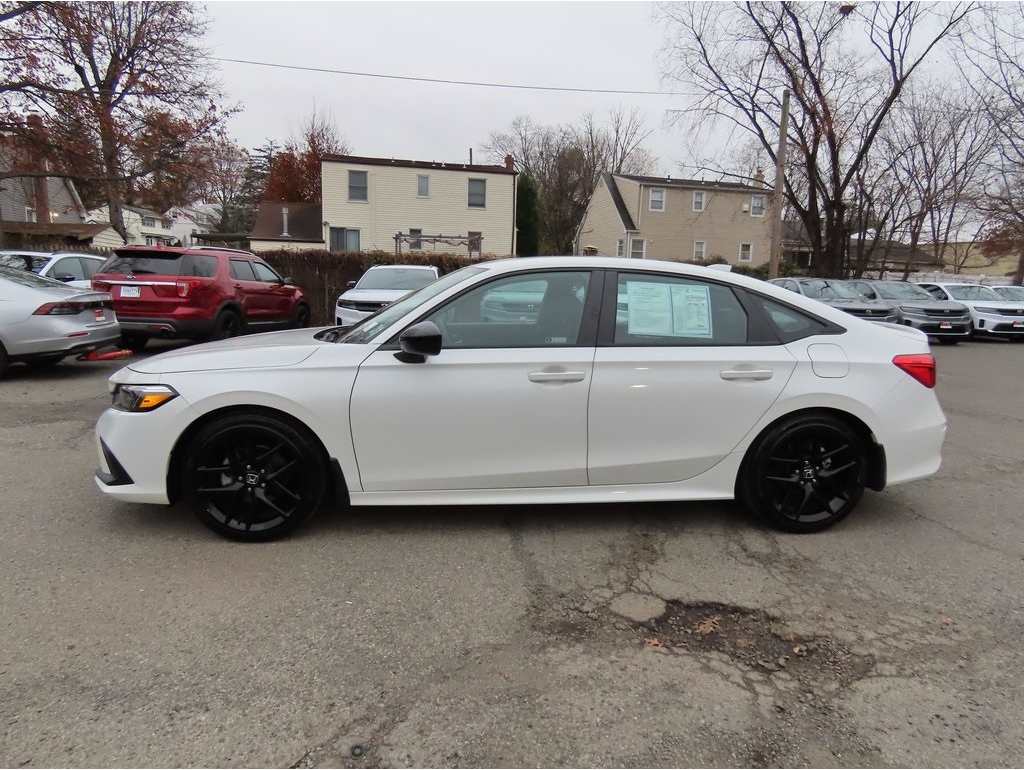 2022 Honda Civic Sport's photo