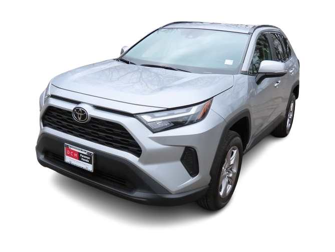 2022 Toyota RAV4 XLE Hero Image