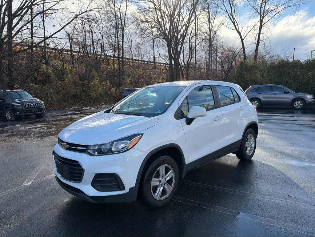 2018 Chevrolet Trax LS's photo