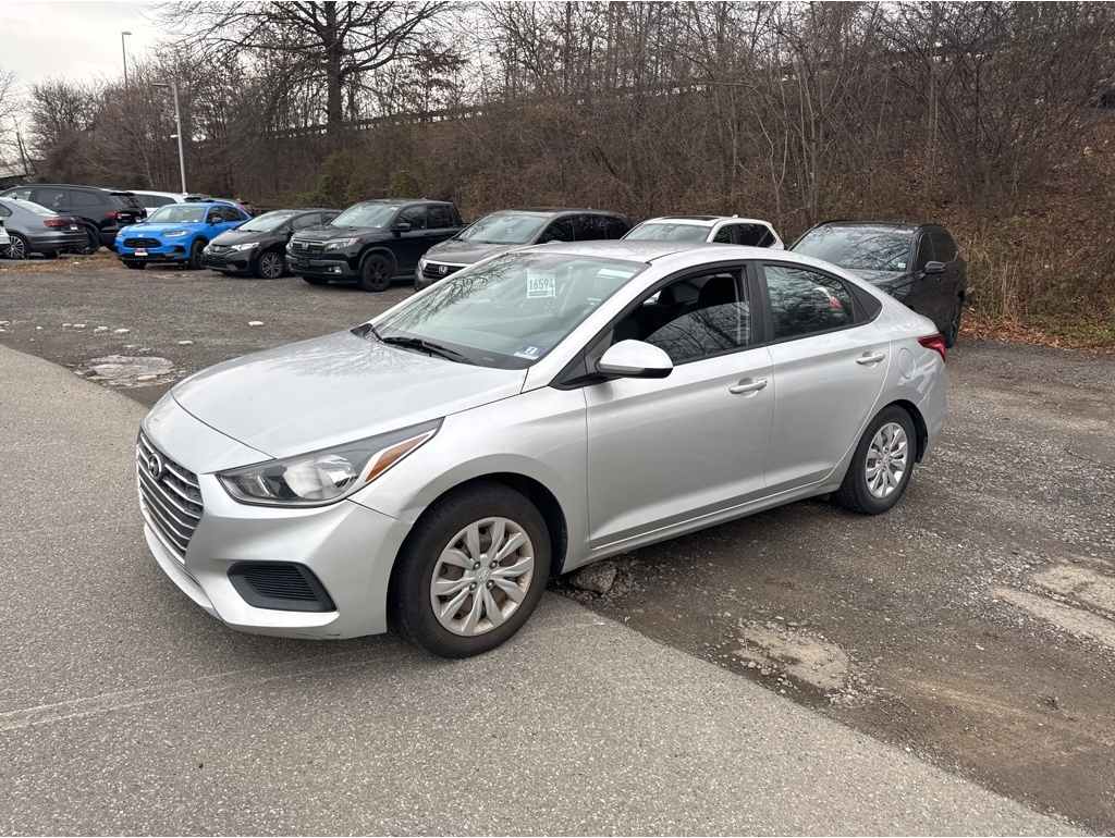 2019 Hyundai Accent SE's photo